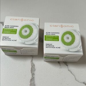 Clarisonic Acne cleansing replacement brush heads.